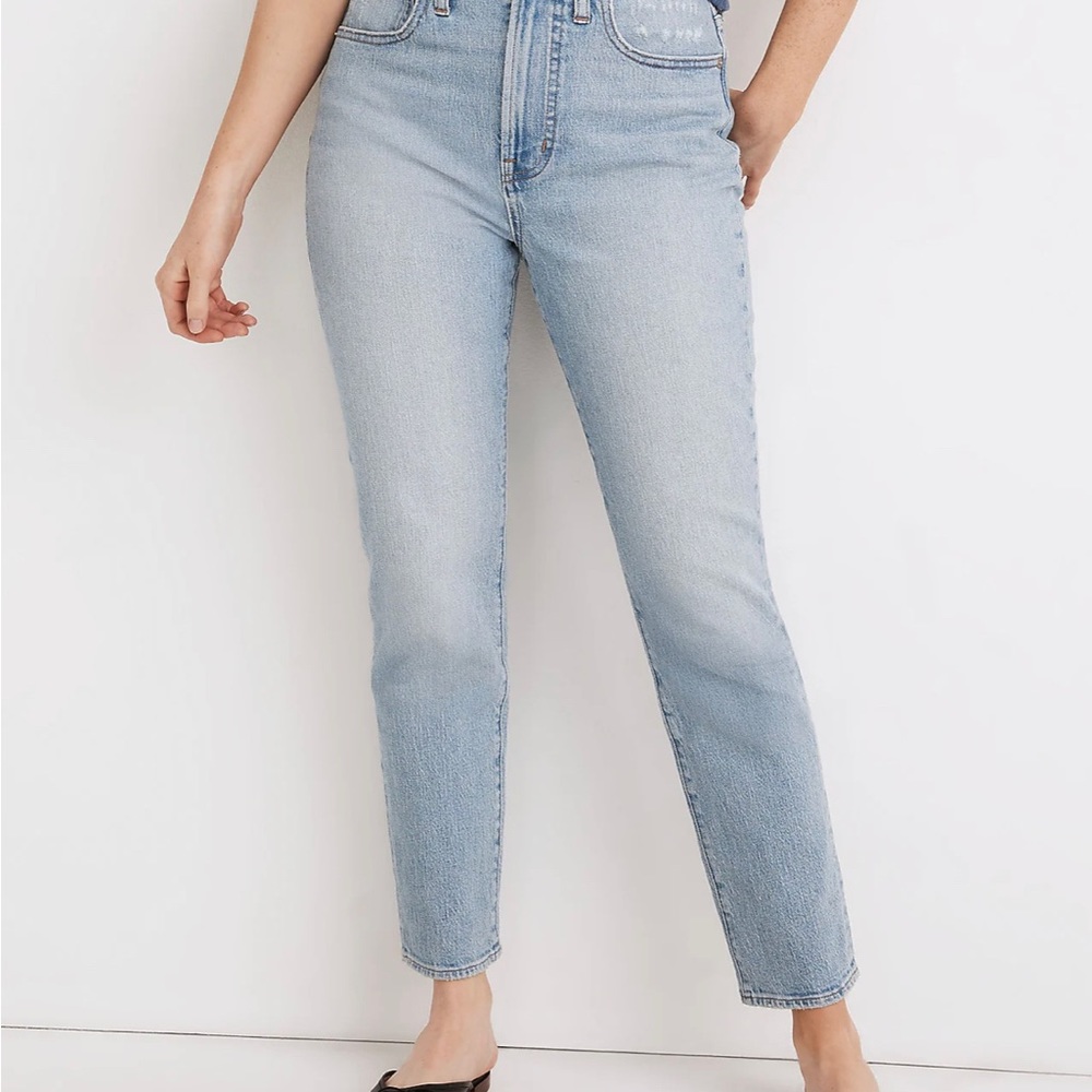 Madewell The Curvy Perfect Vintage Jean, size 33P, Fiore wash